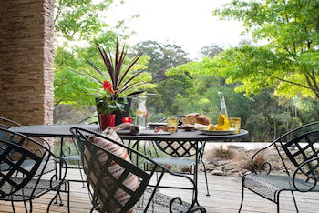 Lake Daylesford Lodge 5 - Nambucca Heads Accommodation 0