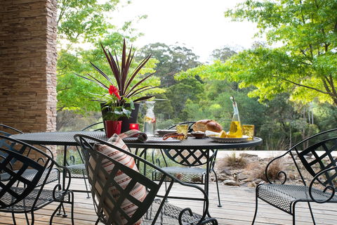 Lake Daylesford Lodge 5 - Nambucca Heads Accommodation 1