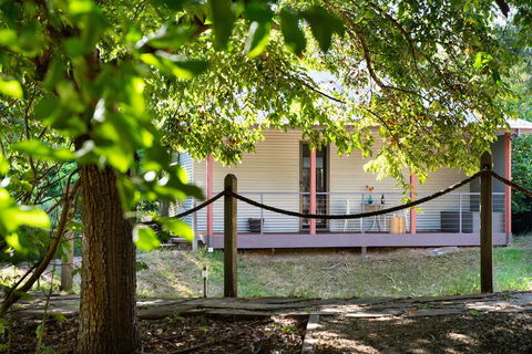 Swiss Mt Villa 2 - Nambucca Heads Accommodation 0