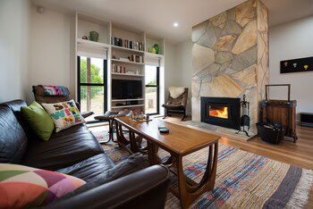 Wombat Hill Lodge - Nambucca Heads Accommodation 0