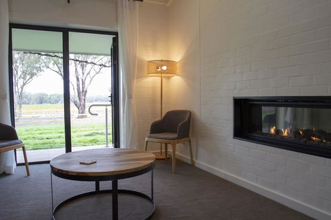 Balgownie Estate Winery Retreat & Restaurant - Nambucca Heads Accommodation 1