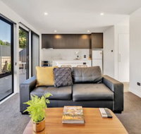 Punchbowl Executive Apartments - Nambucca Heads Accommodation