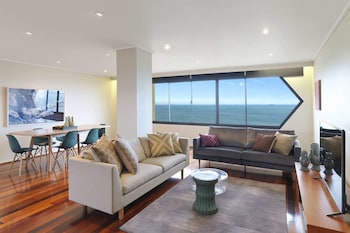 Panoramic Views Across The Bay - Nambucca Heads Accommodation 0