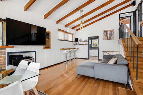 Beach Front Beauty - Nambucca Heads Accommodation 6