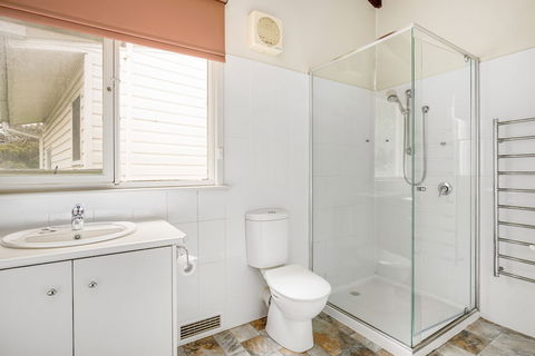 Beach Front Beauty - Nambucca Heads Accommodation 4
