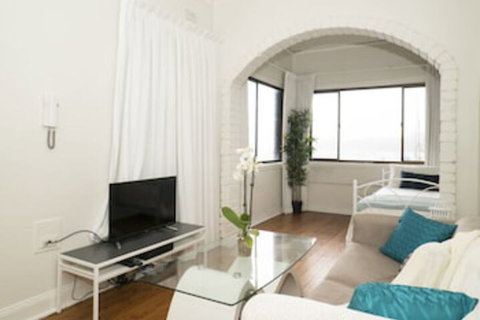 Ocean Front Building On Bondi Beach - Nambucca Heads Accommodation 0