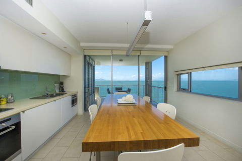 1 Bright Point Apartment 4201 - Nambucca Heads Accommodation 1
