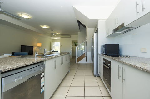 Beachside Apartment 13 - Nambucca Heads Accommodation 2