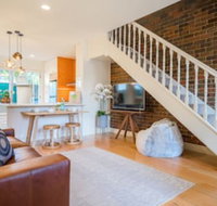BOUTIQUE STAYS - Buckingham - Nambucca Heads Accommodation