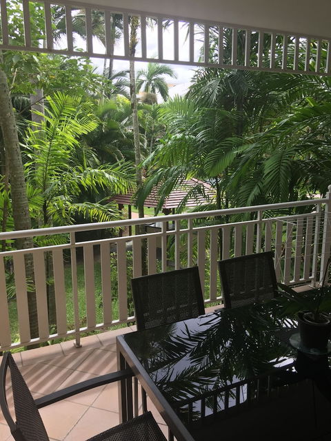 Cairns Golf Course Apartment - Nambucca Heads Accommodation 0