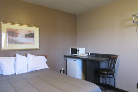 Hepburn Springs Escape Villa 9 - Nambucca Heads Accommodation 2