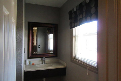 Hepburn Springs Escape Villa 9 - Nambucca Heads Accommodation 6