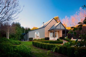 Red Earth Rock - Nambucca Heads Accommodation 4