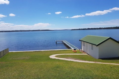 Lake Escape - Lake Macquarie - Nambucca Heads Accommodation 0