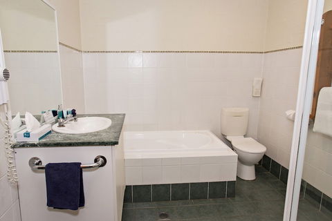Colonial Motel And Serviced Apartments - Nambucca Heads Accommodation 3