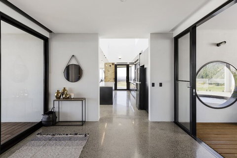 Sky High - Nambucca Heads Accommodation 2