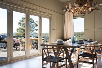 Imperial House - Nambucca Heads Accommodation 0