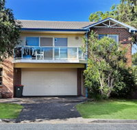 Sandy Shores 1 / 3 Messines Street - Nambucca Heads Accommodation