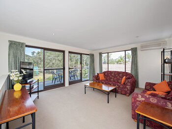 The Breakers 16 Government Road - Nambucca Heads Accommodation 1