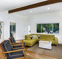 The Beach House 13 Market Street - Nambucca Heads Accommodation