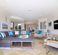Riverside Escape - Nambucca Heads Accommodation