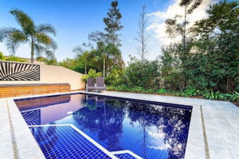 Bayhill Manor In Sanctuary Cove - Nambucca Heads Accommodation 0
