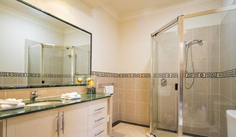 LUXE At Sanctuary Cove - Nambucca Heads Accommodation 2