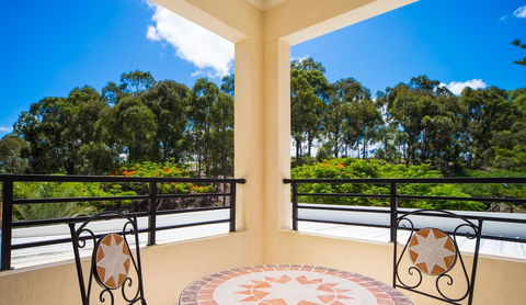 LUXE At Sanctuary Cove - Nambucca Heads Accommodation 6
