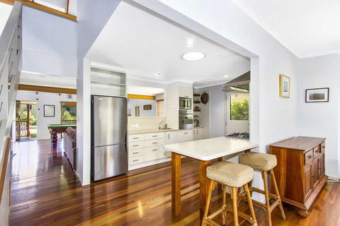 CABARITA BEACH BLISS HOLIDAY HOME On The LAKE - Nambucca Heads Accommodation 4