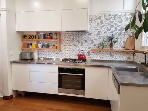 Newcastle Short Stay Apartments - Gatsby On Watt - Nambucca Heads Accommodation 3