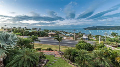 Hayman Views - Nambucca Heads Accommodation 4