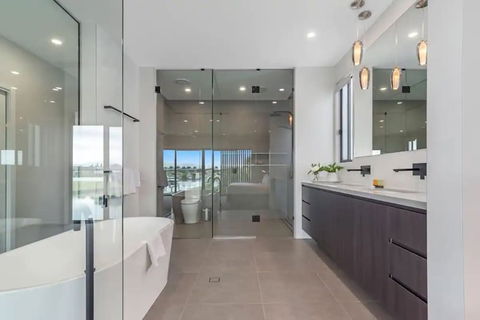 The Peninsula At Hope Island - Nambucca Heads Accommodation 6