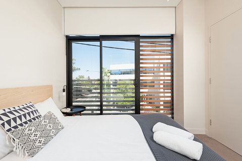 Stunning Designer Newtown Pad H394 - Nambucca Heads Accommodation 1