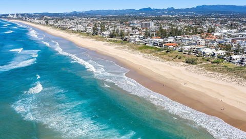 True Beachfront Beach House - Nambucca Heads Accommodation 3