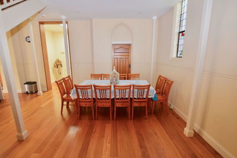 The Church At Woodford - Nambucca Heads Accommodation 2