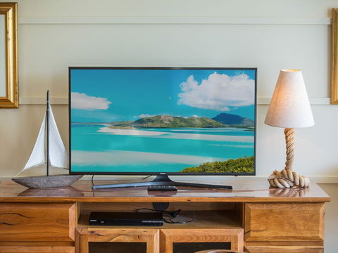 Luxury Marina View Apartment - Nambucca Heads Accommodation 0