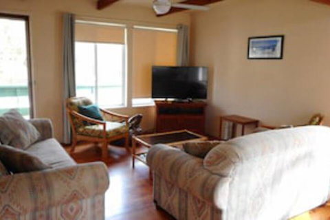 Villa Davoll At Hat Head - Nambucca Heads Accommodation 0