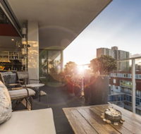 Loft Penthouse With Startling City Views  Parking - Nambucca Heads Accommodation
