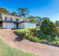 Lentara St 12 - Fingal Bay - Nambucca Heads Accommodation
