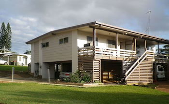 Aztra Apartments - Nambucca Heads Accommodation 0