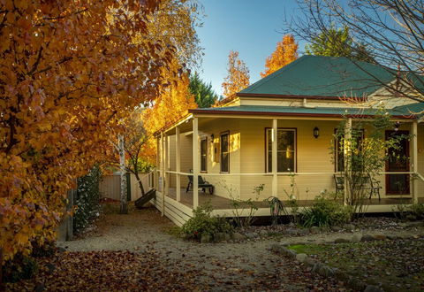 Autumn Beauty 4 - Nambucca Heads Accommodation 1