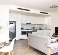 Spacious Apartment Close to Chatswood - Nambucca Heads Accommodation