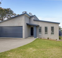 Pelican House - Nambucca Heads Accommodation