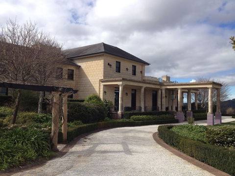 Linden Hall - Nambucca Heads Accommodation 0