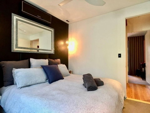 3 Storey Home Close Walk To Fox Studios SCG & City - Nambucca Heads Accommodation 6