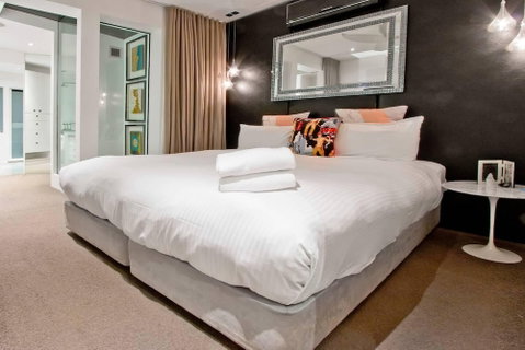 3 Storey Home Close Walk To Fox Studios SCG & City - Nambucca Heads Accommodation 5