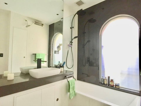 3 Storey Home Close Walk To Fox Studios SCG & City - Nambucca Heads Accommodation 2