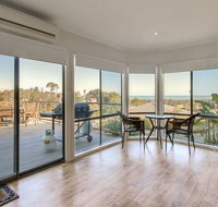 The Bach - Nambucca Heads Accommodation