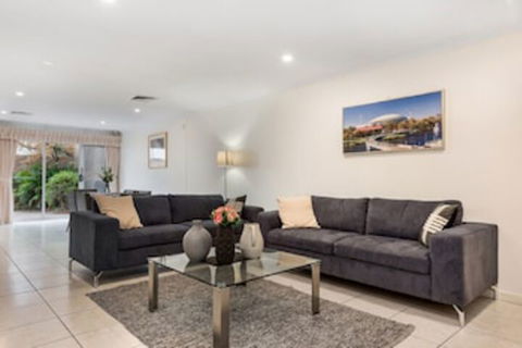 Adelaide Style Accommodation Near City - Nambucca Heads Accommodation 0
