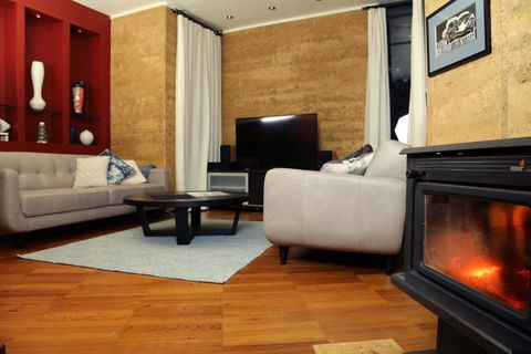 Anagama House & Studio - Nambucca Heads Accommodation 5